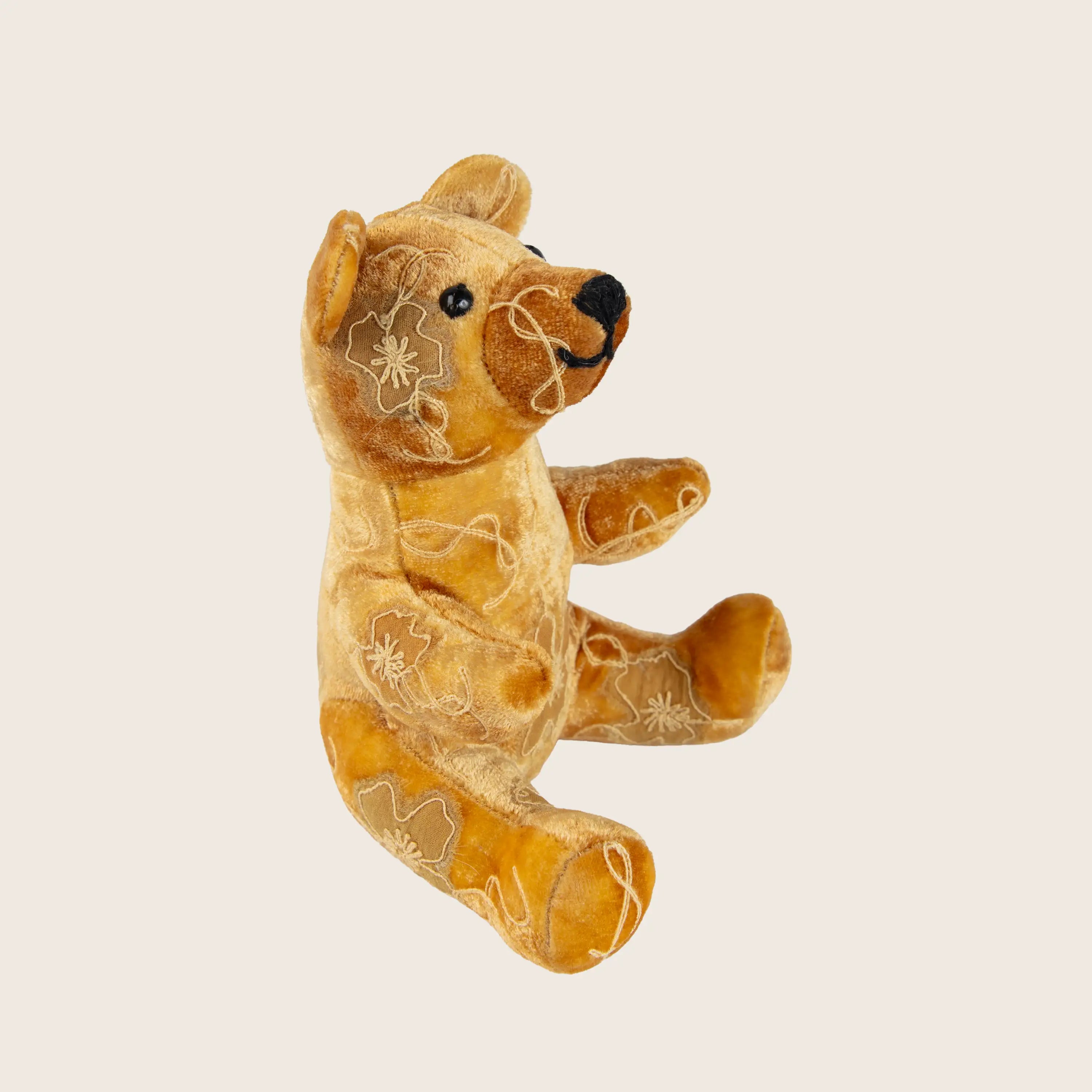 Seidensamt kleiner Bär