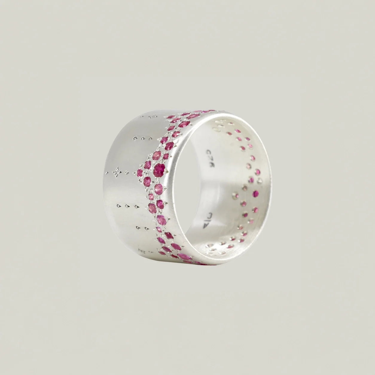 Wide Silber Band