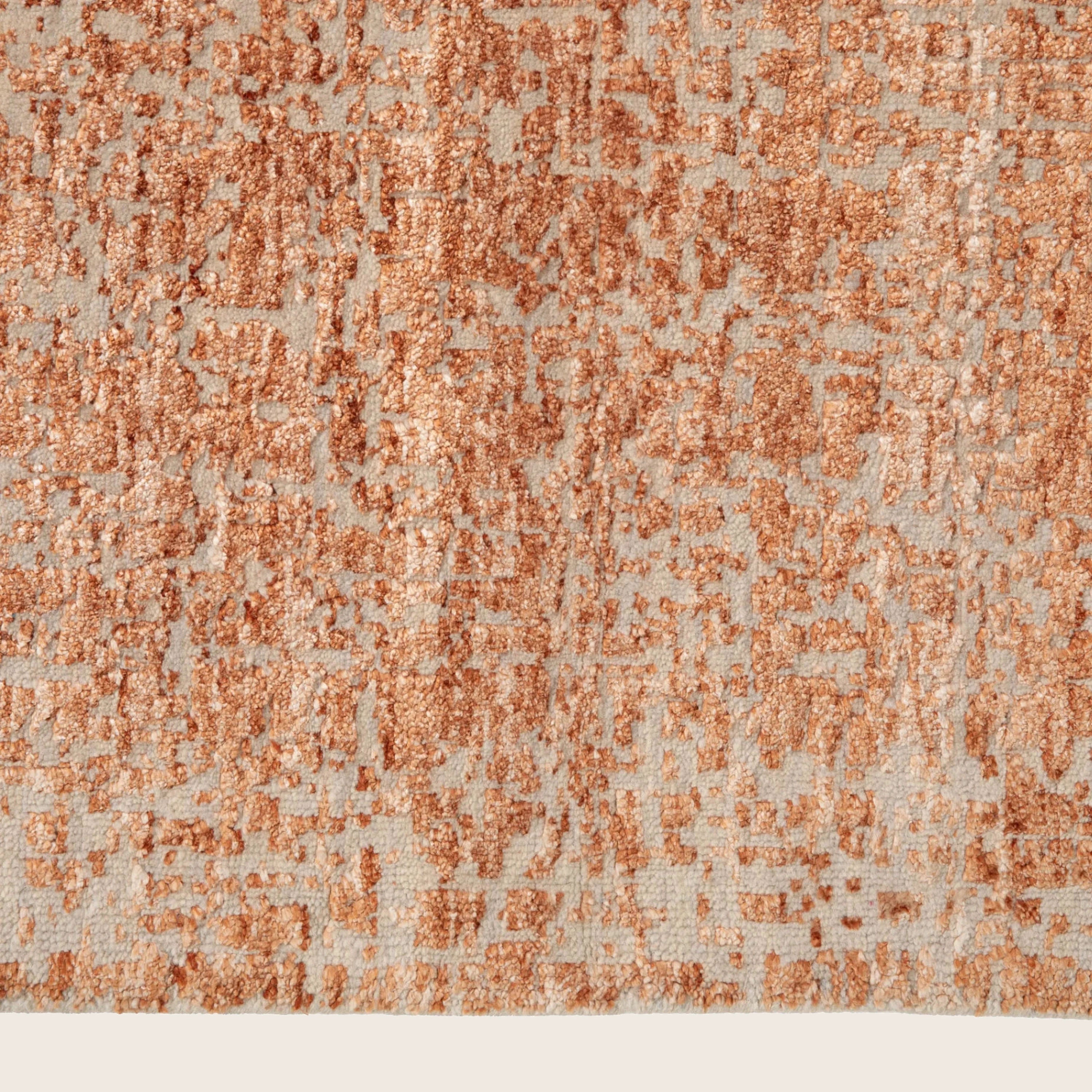 Rust Textured Indo Ikat Teppich aus Wolle und Kunstseide - 8' x 9'1