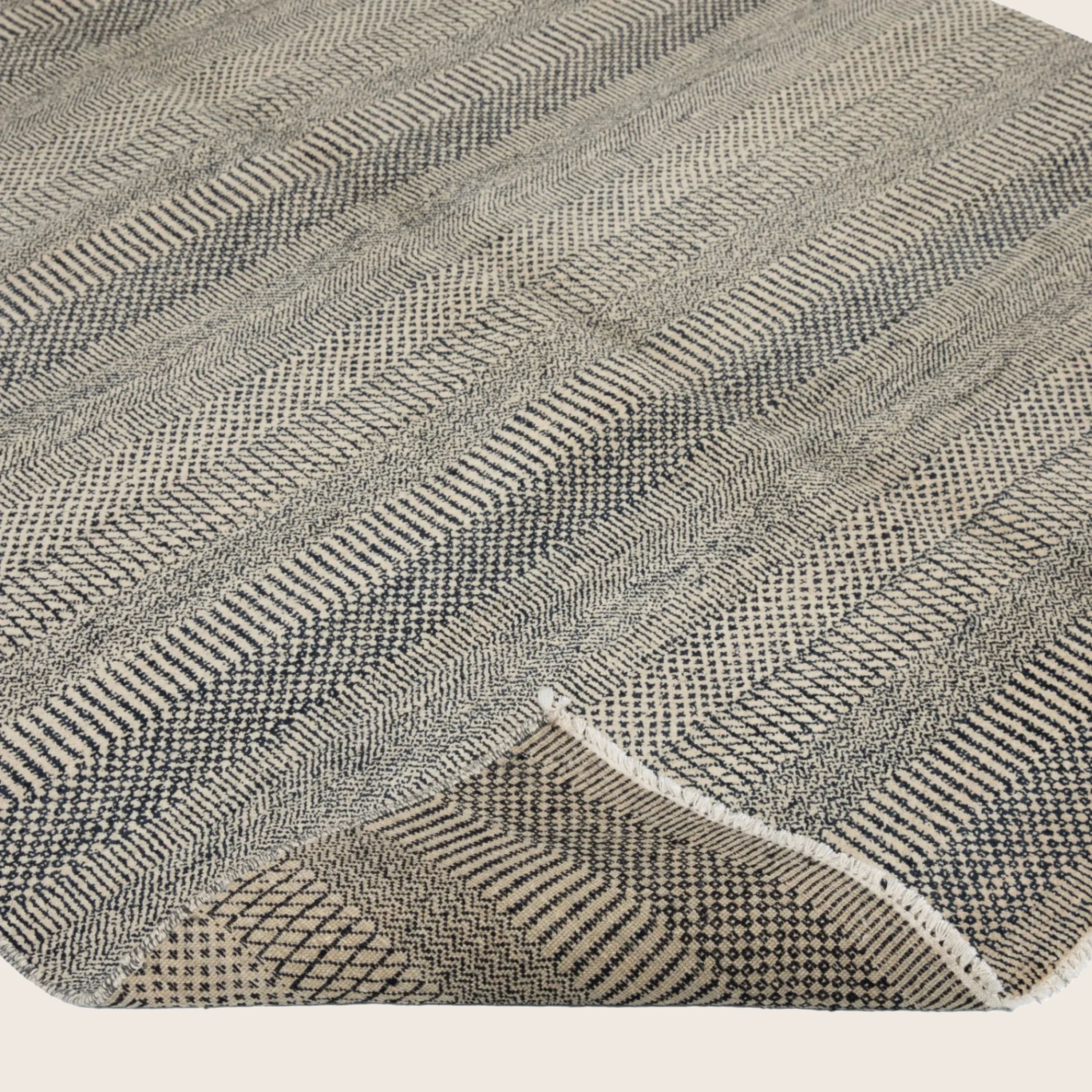 Graue Übergangs Indo Savannah Wolle Seidenmischung Teppich - 6' x 9'3'