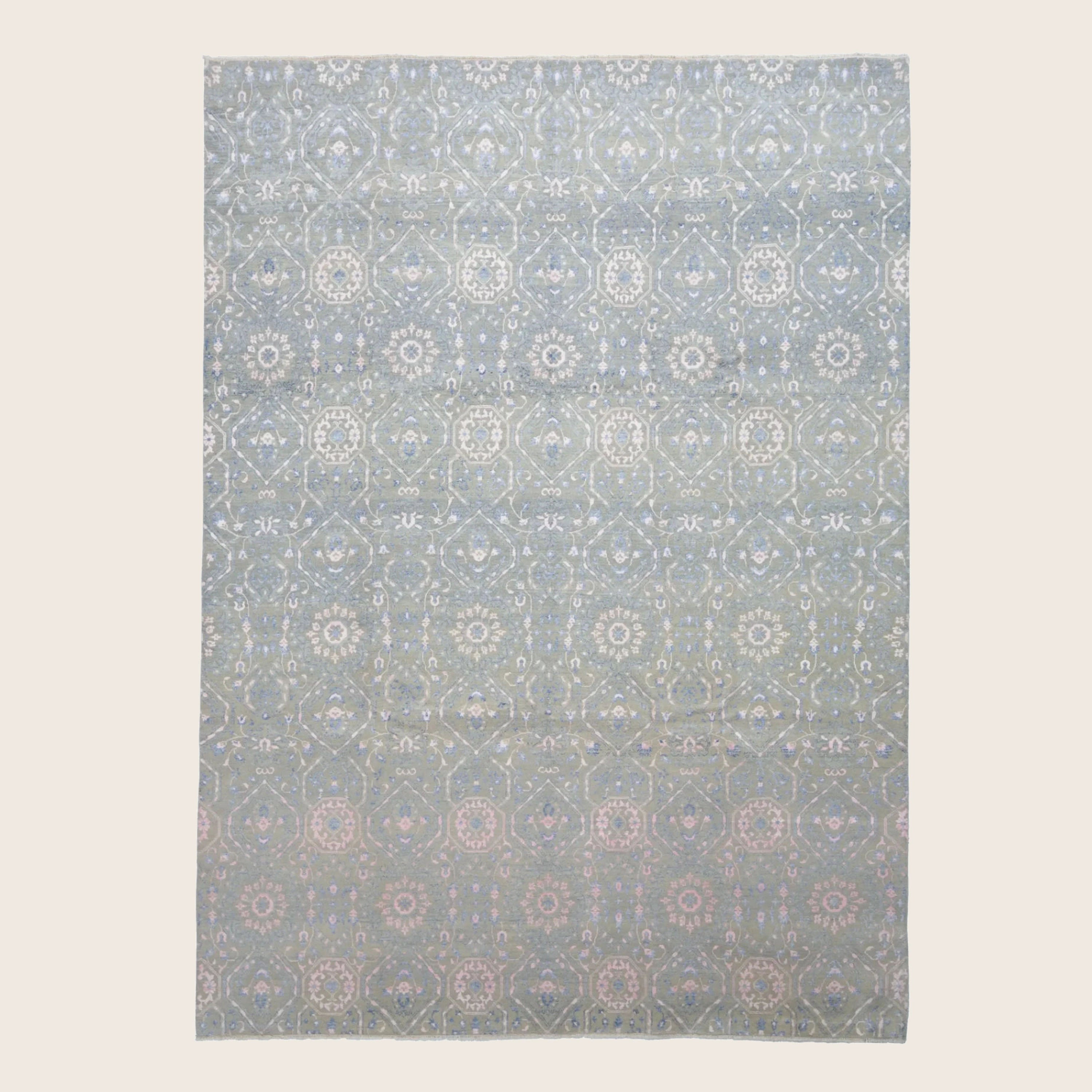 Graublauer Übergangs-Indo-Ikat-Wolle-Kunst-Seidenblende-Teppich - 9'2' x 12'1''