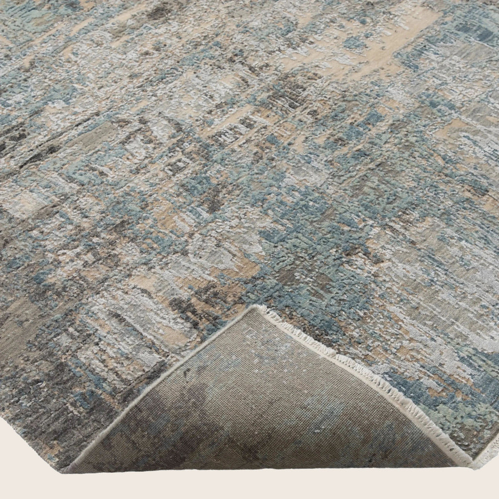 Blau Grau Zeitgenössischer Indo Ikat Teppich aus Wolle und Kunstseide - 6'2' x 9''