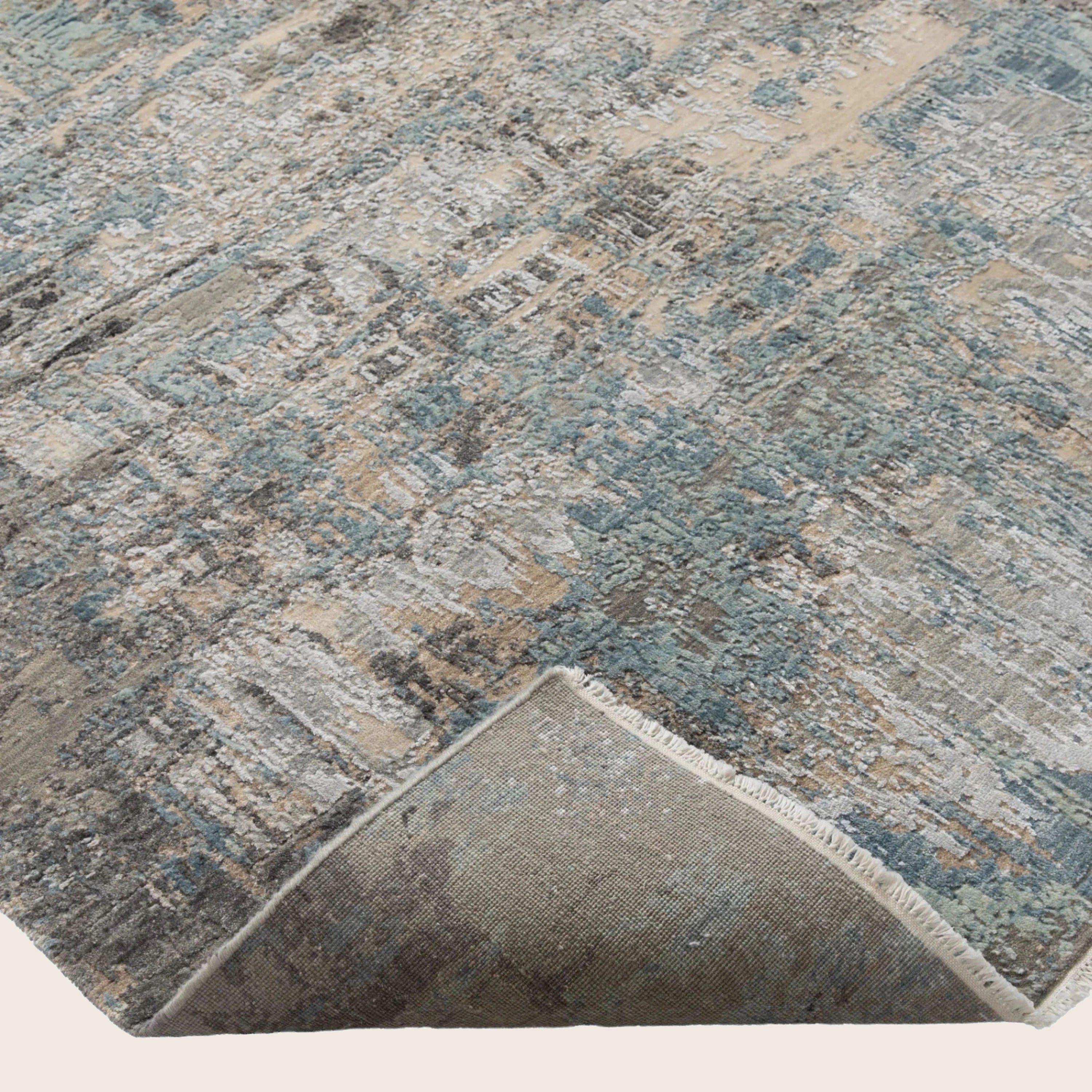 Blau Grau Zeitgenössischer Indo Ikat Teppich aus Wolle und Kunstseide - 6'2' x 9''