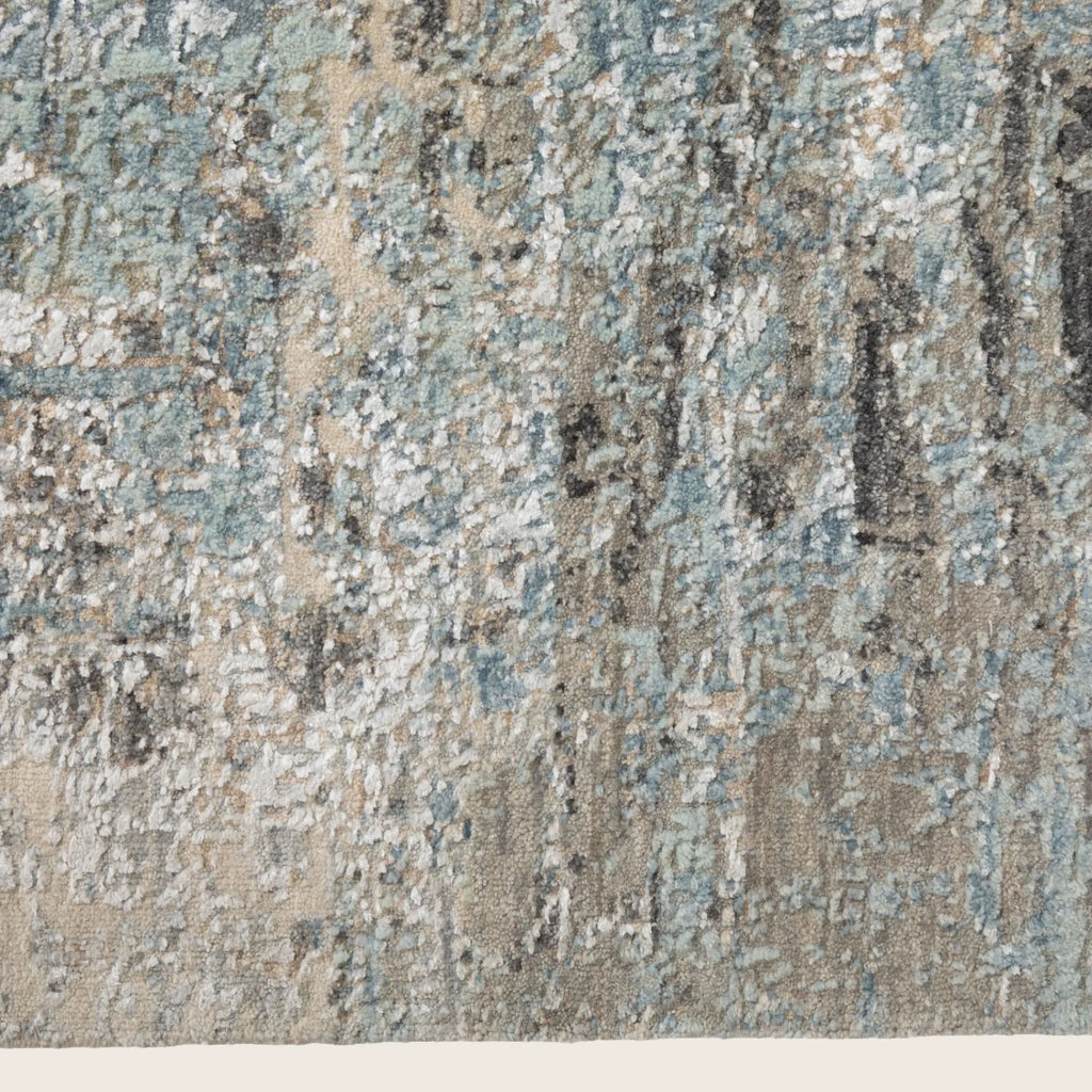 Blau Grau Zeitgenössischer Indo Ikat Teppich aus Wolle und Kunstseide - 6'2' x 9''