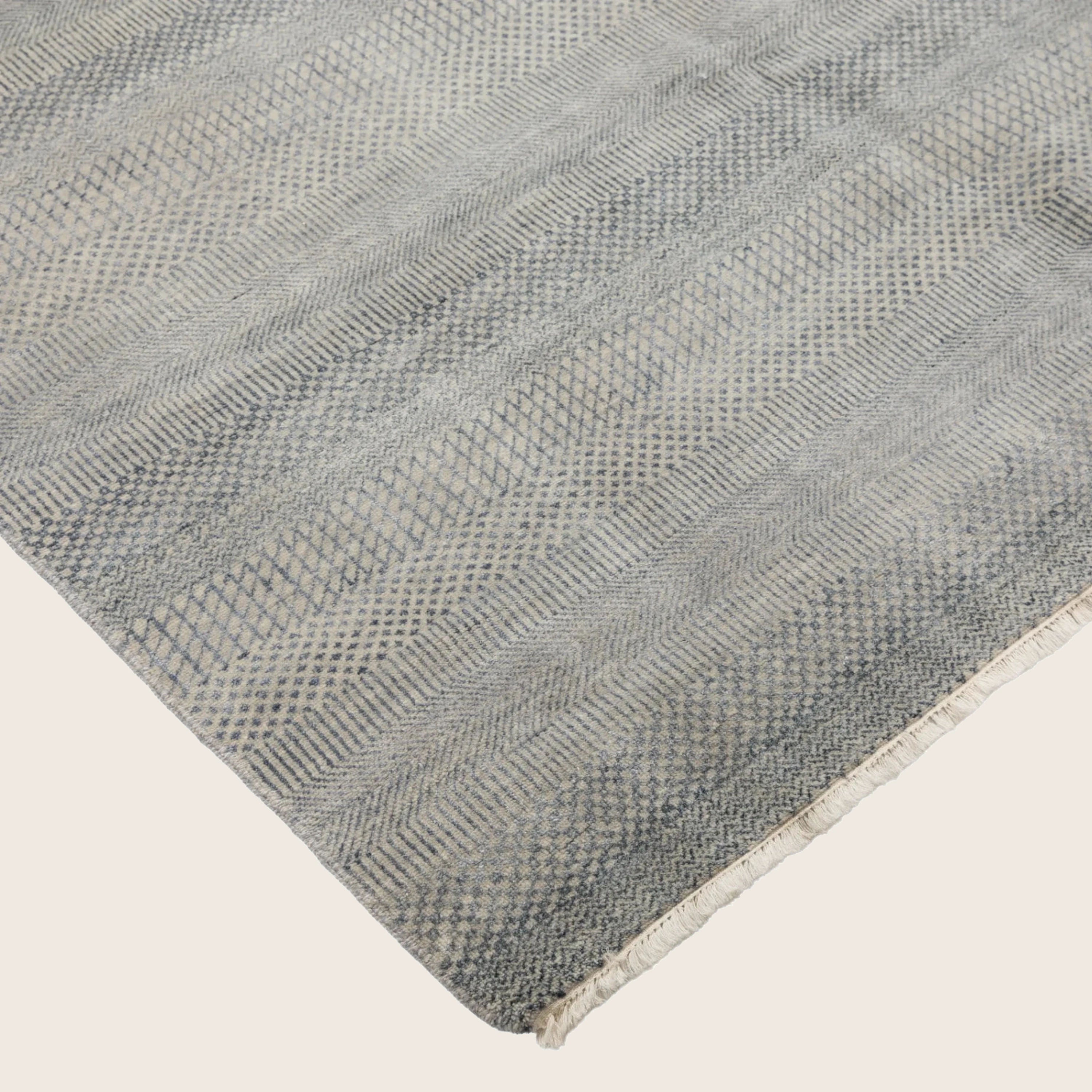 Graublauer Übergangs-Indo Savannah Wollkunst-Seidenblende-Teppich - 6' x 9'5'