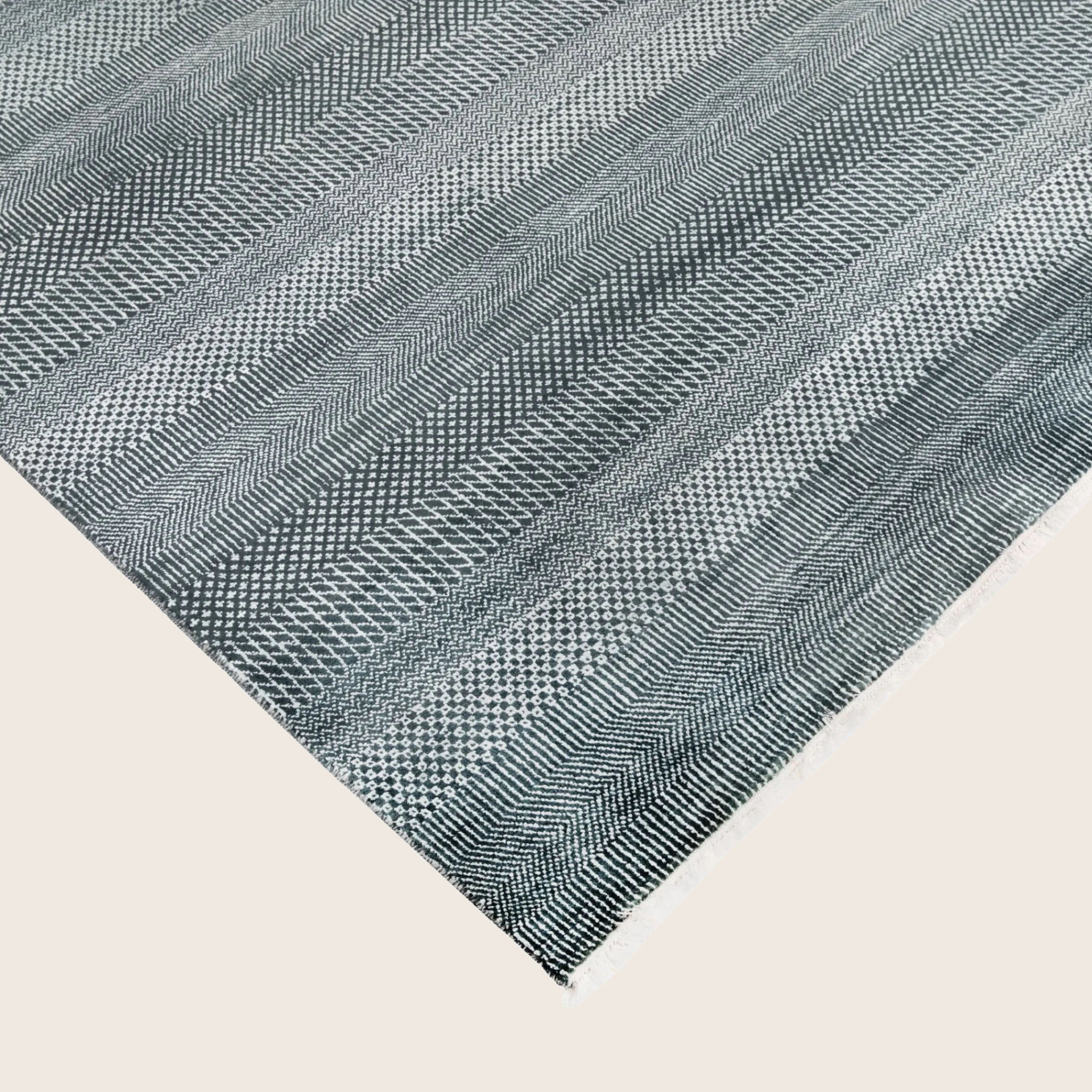 Blau Texturierte Indo Savannah Wolle Kunst Seidenmischung Teppich - 8' x 10'2'