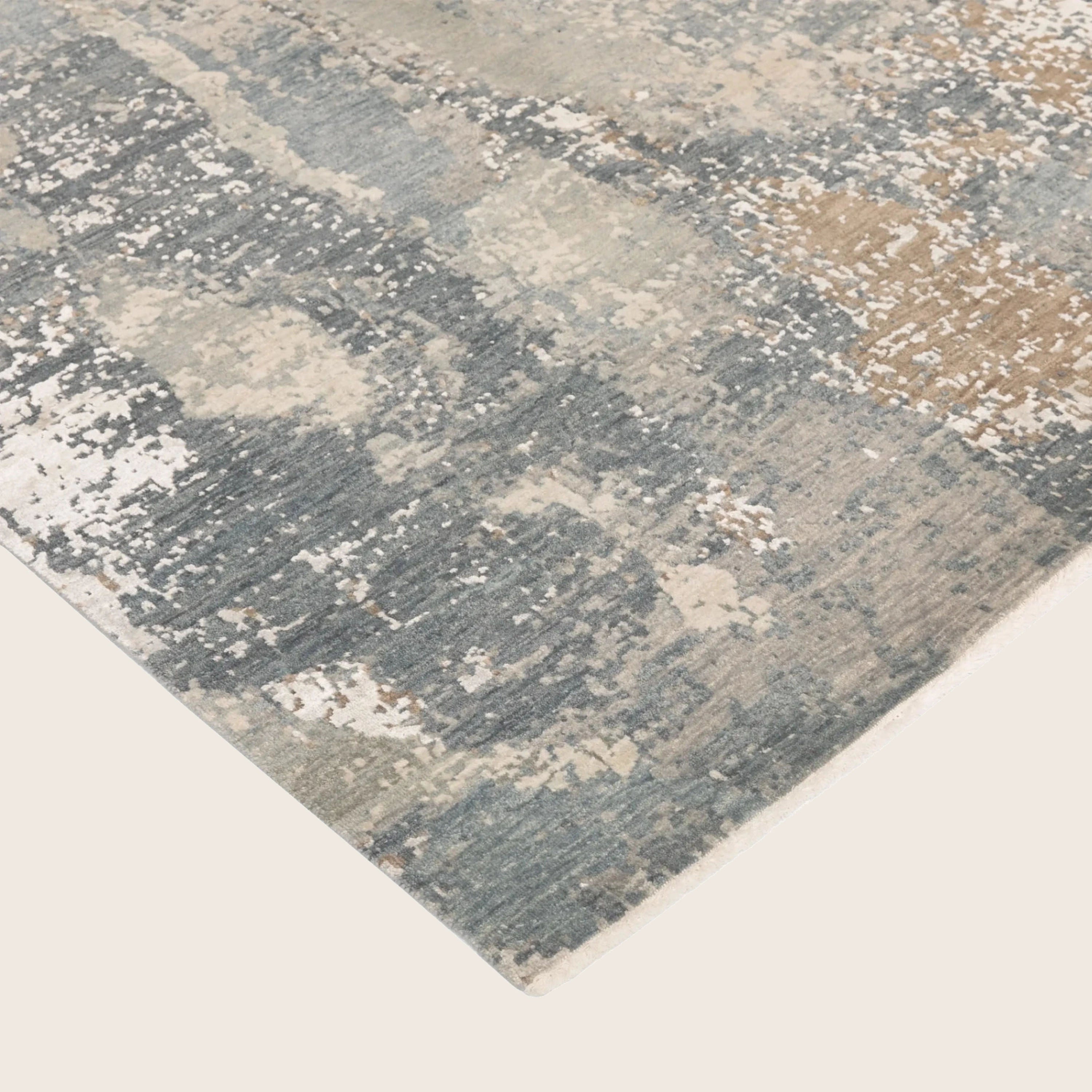 Natural Contemporary Indo Ikat Teppich aus Wolle und Kunstseide - 6'1' x 9'1'