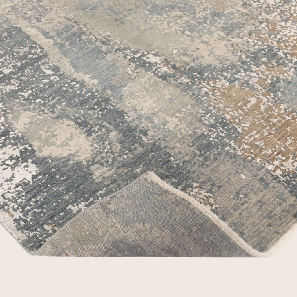 Natural Contemporary Indo Ikat Teppich aus Wolle und Kunstseide - 6'1' x 9'1'