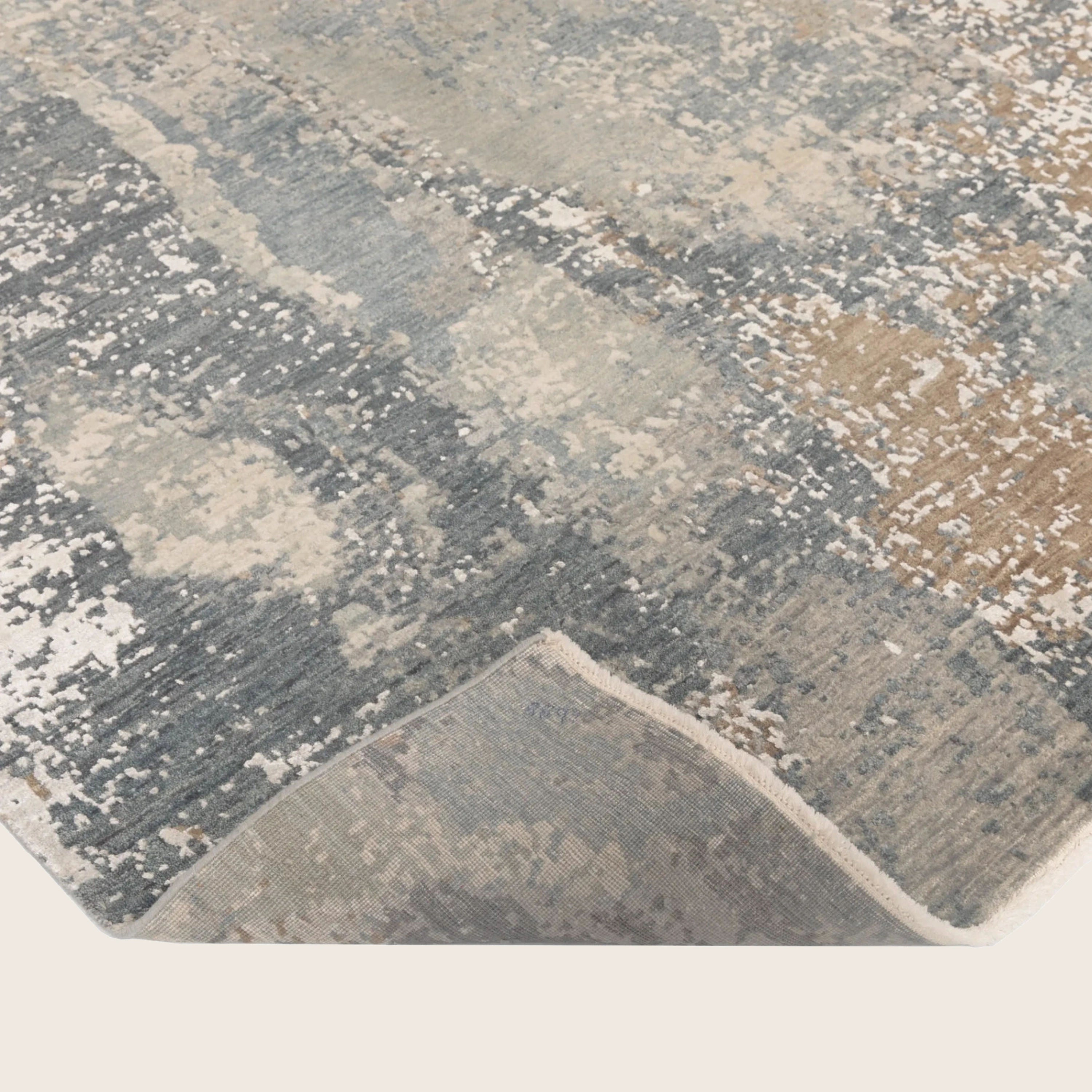 Natural Contemporary Indo Ikat Teppich aus Wolle und Kunstseide - 6'1' x 9'1'