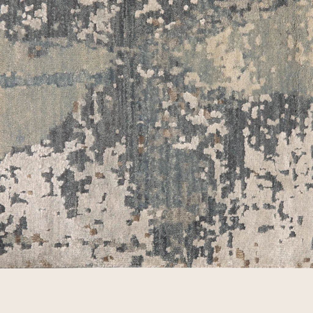 Natural Contemporary Indo Ikat Teppich aus Wolle und Kunstseide - 6'1' x 9'1'