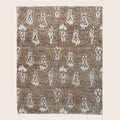 Braun Transitional Indo Ikat Teppich aus Wolle und Kunstseide - 7'1 x 9'1