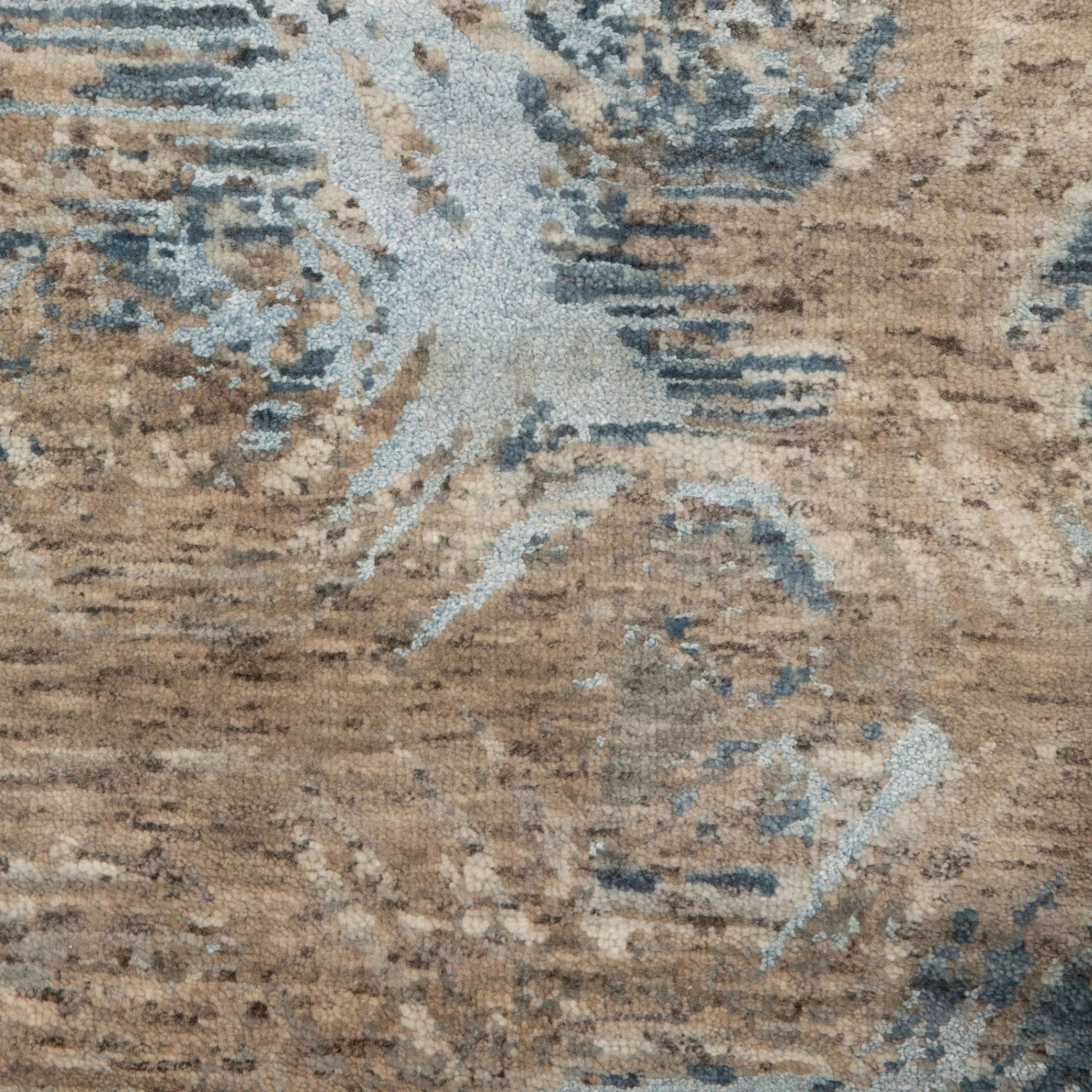 Braun Blau Contemporay Indo Ikat Teppich aus Wolle und Kunstseide - 6'1' x 9'1'