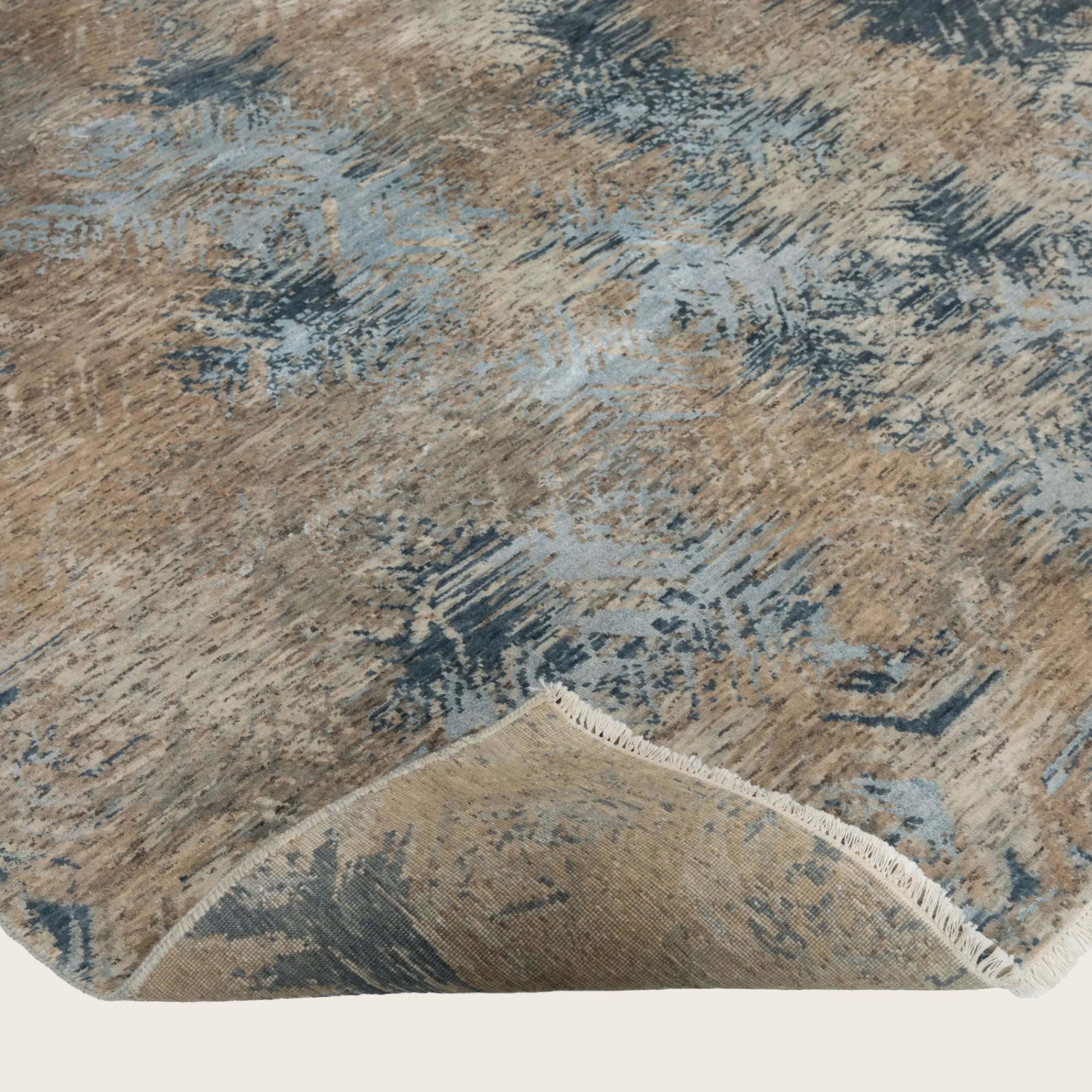 Braun Blau Contemporay Indo Ikat Teppich aus Wolle und Kunstseide - 6'1' x 9'1'