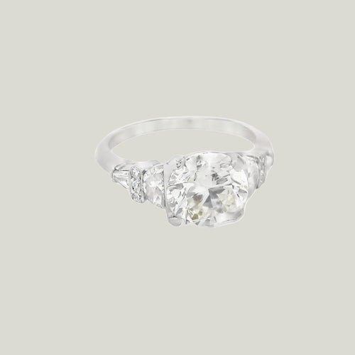 Antikes Platin 2,14 ct. Diamant-Verlobungsring