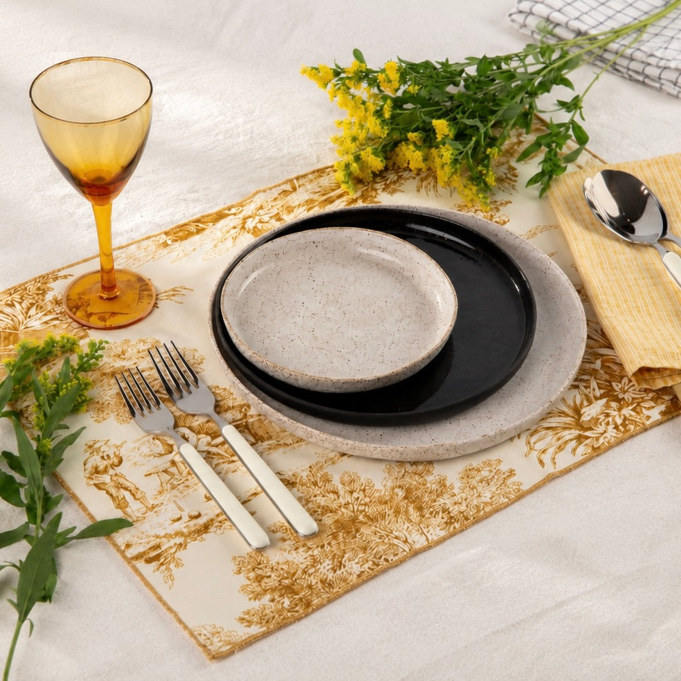 Speckled Stoneware Dinner Platte
